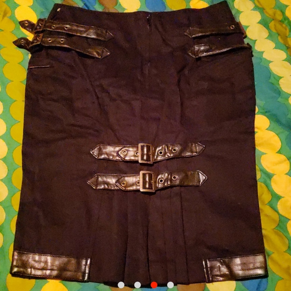 SOLD- Spin Doctor by Hell Bunny- 'Lorian' Skirt - Picture 3 of 4